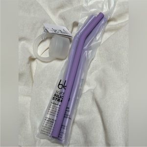 Never used! Comes with straw cap! Little! Lilla!